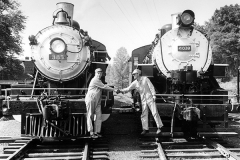 Crew-MCC-Earle-Gil-Bob-Sutton-MCC-385-4039-Aug.-1966