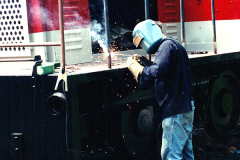 Crew-WRyM-185-John-Jandura-welding-Aug.-2002-SPH