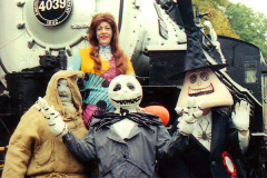 Crew-WRyM-191-NBX-Halloween-Train-Oct.-2002