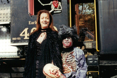 Crew-WRyM-199A-Halloween-Jeanette-Steve-10-25-2003-SPH