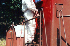 Crew-WRyM-199P-Joe-K-painting-RV-16-9-30-2005-SPH