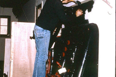 Crew-WRyM-4E-Steve-H.-painting-backhead-Winter-1984
